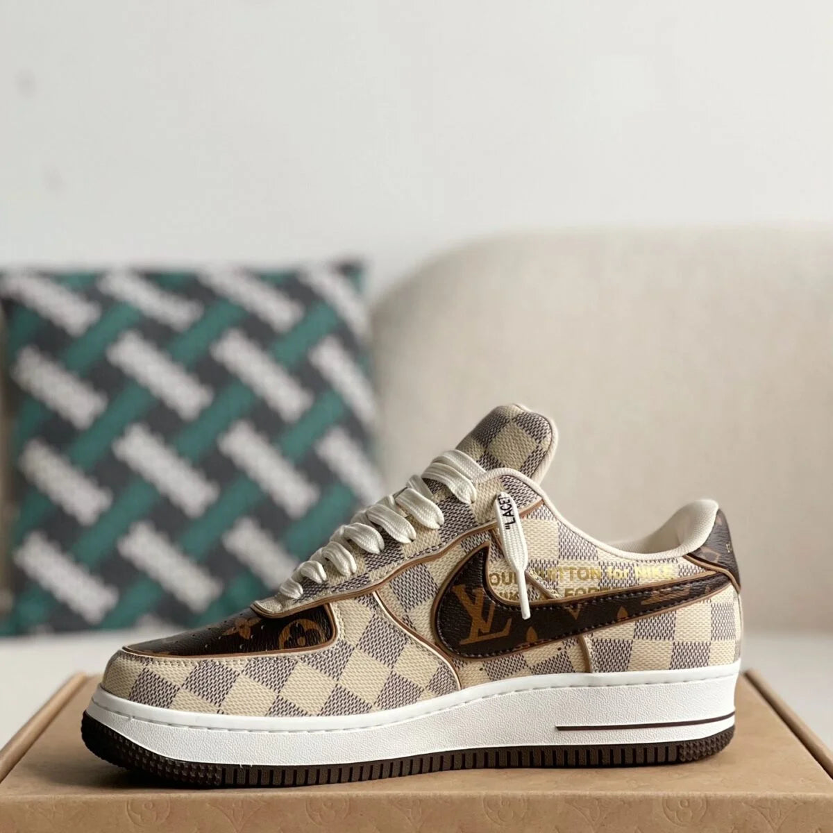 Checkered Jacquard Low-Top Casual Sneakers