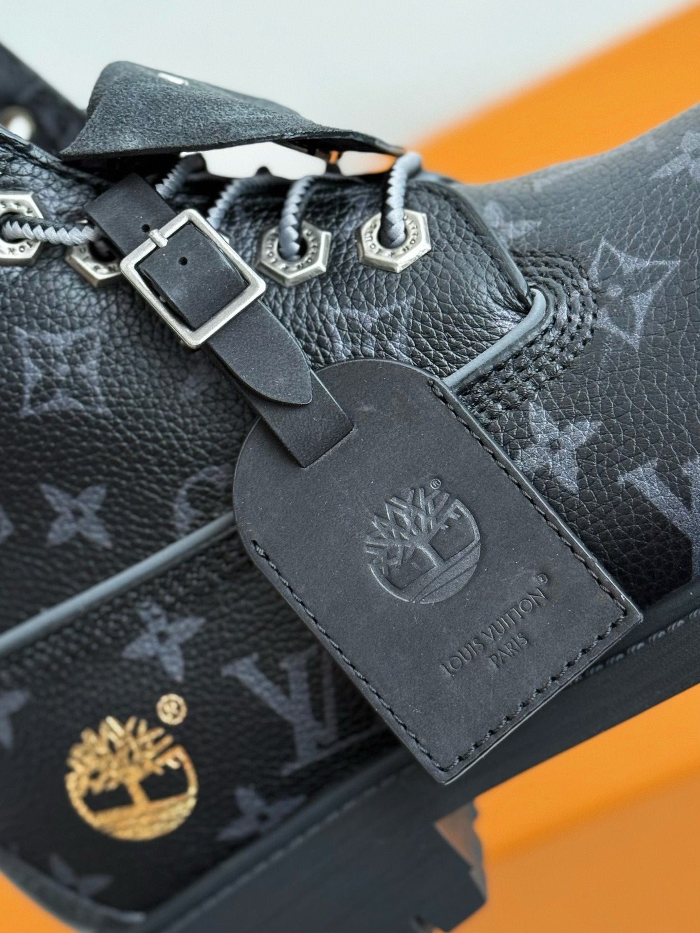 Black Textured High-Top Men's Work Boots