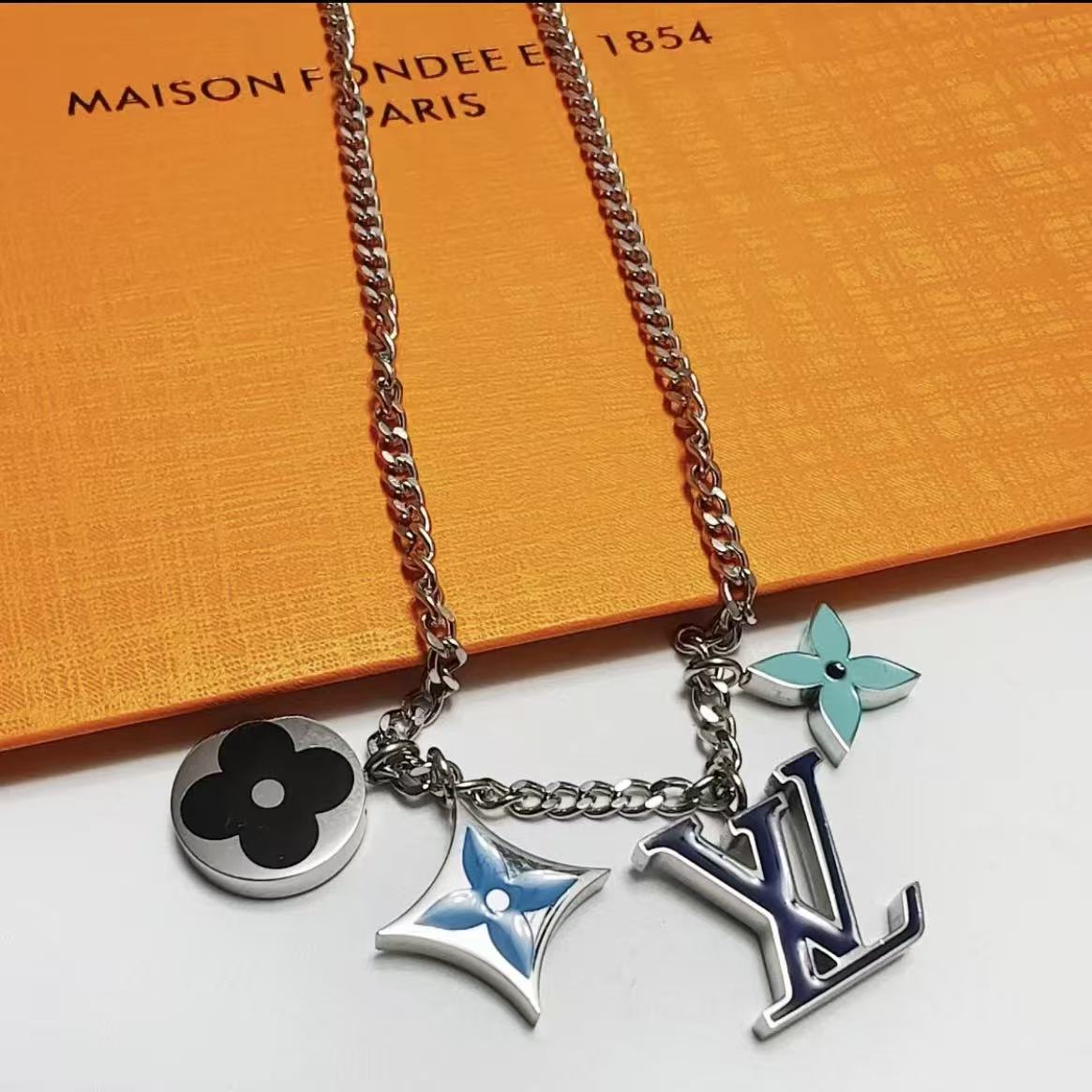 Colorful Enamel Classic Logo Pendant Necklace Fashion Neckpiece with Colorful Floral and Letter Elements