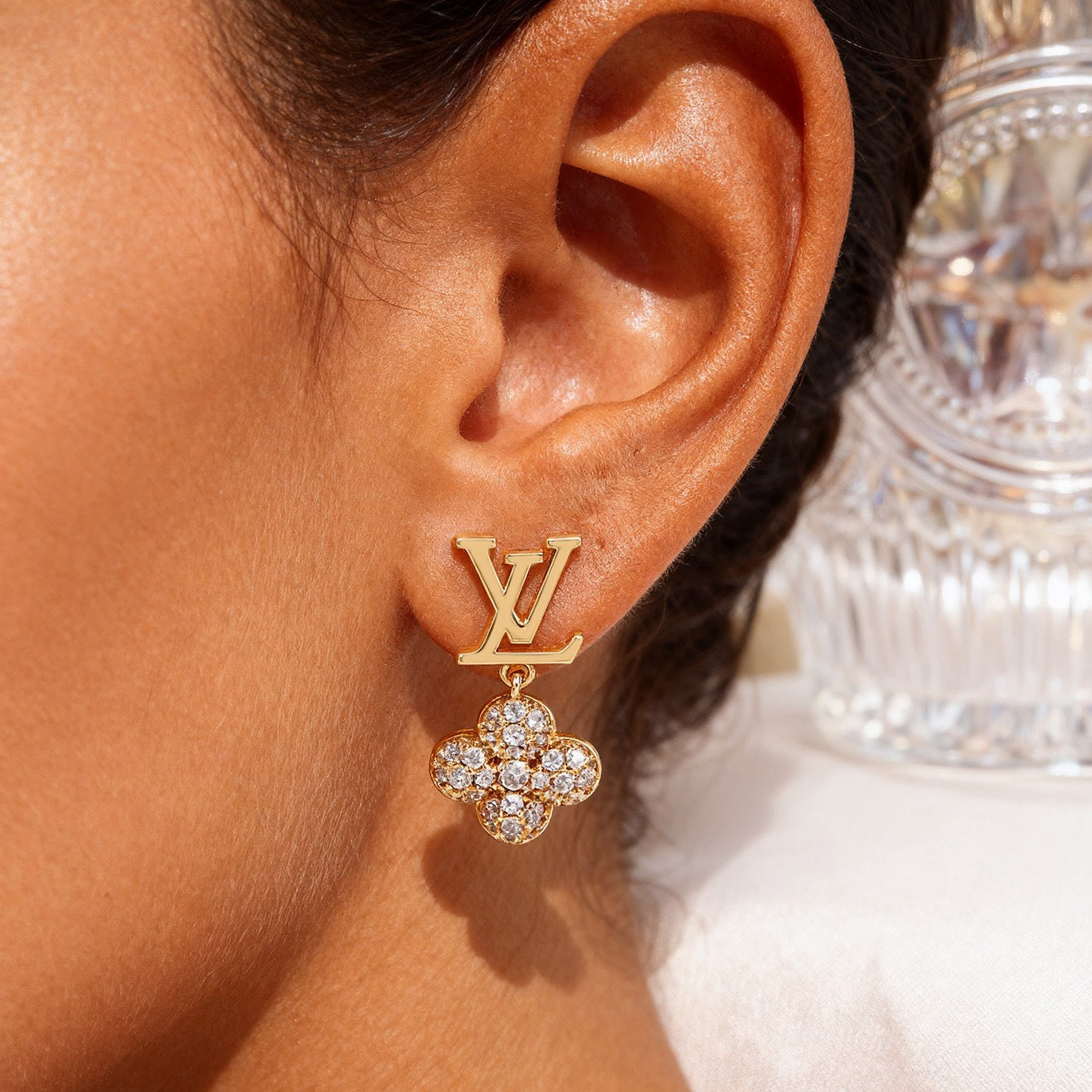 Diamond Clover Pendant Stud Earrings