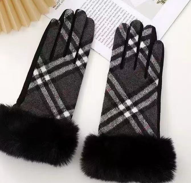 Black-Gray Plaid Fur-Cuff Fingerless Gloves