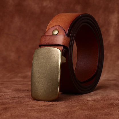 Vintage Distressed Men's Genuine Leather Belt, Accented with Metal Buckle, Highlighting Rugged and Uninhibited Style