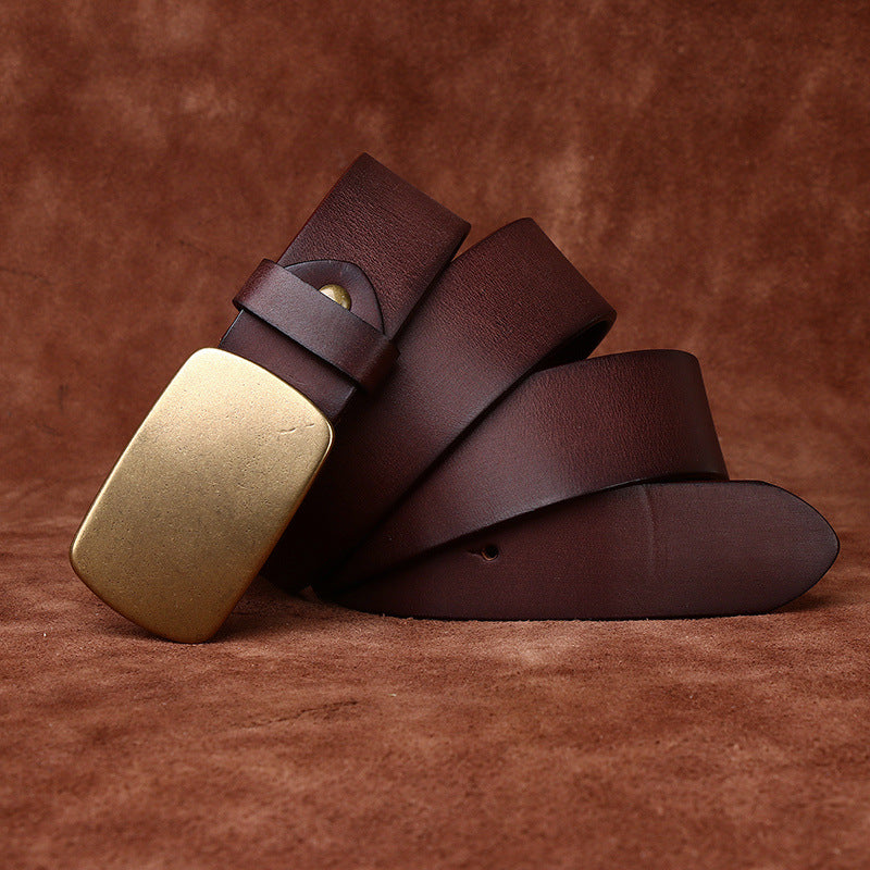 Vintage Distressed Men's Genuine Leather Belt, Accented with Metal Buckle, Highlighting Rugged and Uninhibited Style